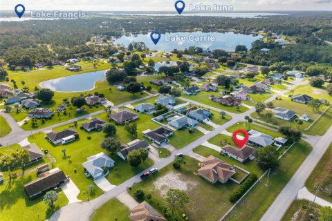 Casa en Lake Placid, Florida 3 dormitorios, 165.74 m2 № 1999658