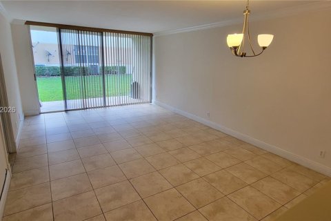Condominio en venta en Coral Springs, Florida, 2 dormitorios, 105.91 m2 № 2031512 - foto 6