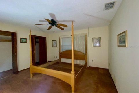 House in Sorrento, Florida 2 bedrooms, 105.54 sq.m. № 1848122 - photo 8