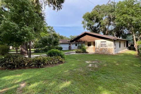 House in Sorrento, Florida 2 bedrooms, 105.54 sq.m. № 1848122 - photo 3