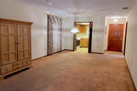 House in Sorrento, Florida 2 bedrooms, 105.54 sq.m. № 1848122 - photo 7