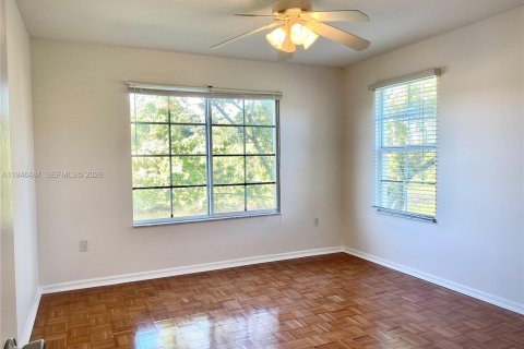 Condo in West Palm Beach, Florida, 2 bedrooms  № 2002790 - photo 24