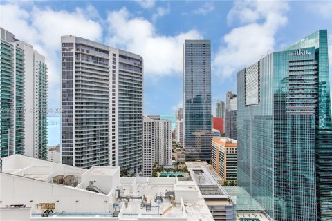 Condominio en alquiler en Miami, Florida, 2 dormitorios, 95.69 m2 № 2154407 - foto 24
