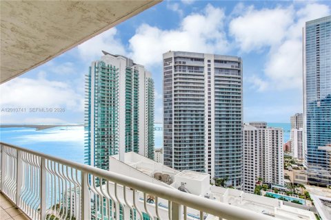 Condominio en alquiler en Miami, Florida, 2 dormitorios, 95.69 m2 № 2154407 - foto 21