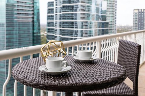 Condominio en alquiler en Miami, Florida, 2 dormitorios, 95.69 m2 № 2154407 - foto 18