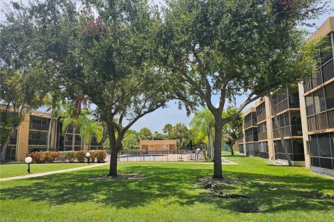 Copropriété à louer à Miami, Floride: 2 chambres, 91.51 m2 № 1953708 - photo 29