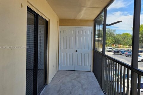 Copropriété à louer à Miami, Floride: 2 chambres, 91.51 m2 № 1953708 - photo 20