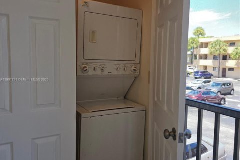 Copropriété à louer à Miami, Floride: 2 chambres, 91.51 m2 № 1953708 - photo 21