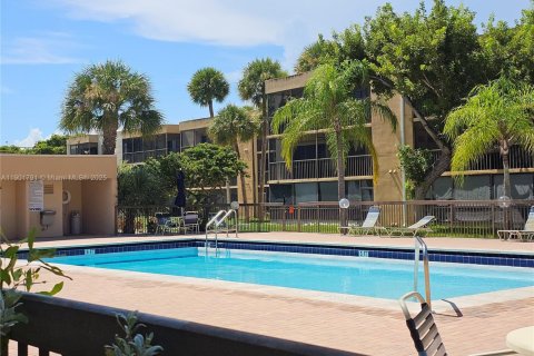 Copropriété à louer à Miami, Floride: 2 chambres, 91.51 m2 № 1953708 - photo 26