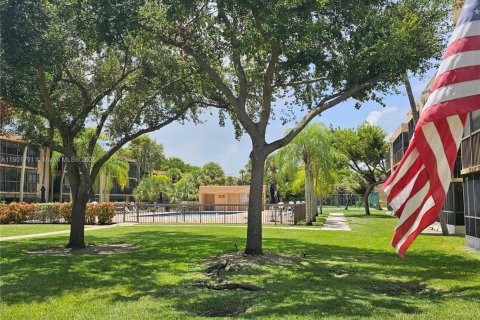 Copropriété à louer à Miami, Floride: 2 chambres, 91.51 m2 № 1953708 - photo 30
