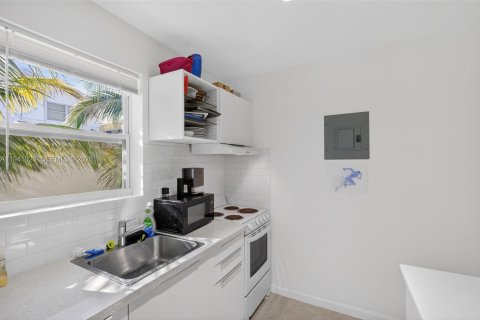 Apartment in Miami, Florida 1 bedroom, 343.37 sq.m. № 1997867 - photo 7