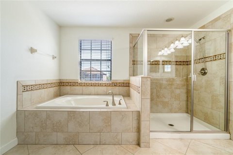 House in Davenport, Florida 6 bedrooms, 284.56 sq.m. № 1535596 - photo 20