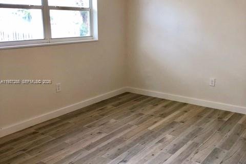 Appartement à louer à Miami, Floride: 1 chambre, 921.22 m2 № 1995136 - photo 3