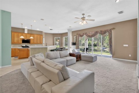 House in Tampa, Florida 5 bedrooms, 296.45 sq.m. № 2198819 - photo 22