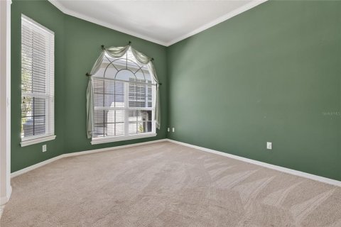 House in Tampa, Florida 5 bedrooms, 296.45 sq.m. № 2198819 - photo 17