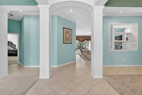 House in Tampa, Florida 5 bedrooms, 296.45 sq.m. № 2198819 - photo 19