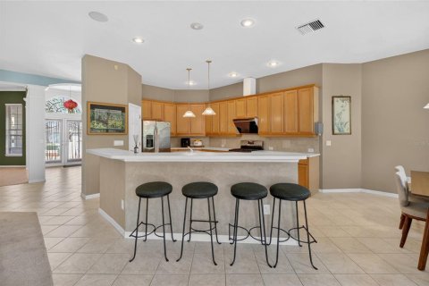 House in Tampa, Florida 5 bedrooms, 296.45 sq.m. № 2198819 - photo 27