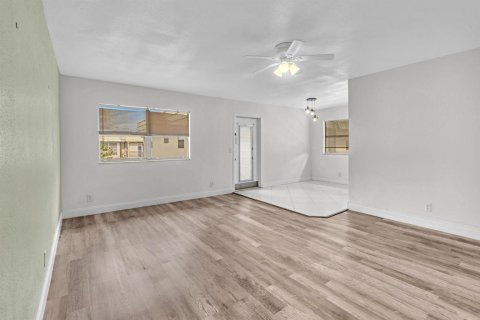 Condo in Delray Beach, Florida, 2 bedrooms  № 2082594 - photo 14