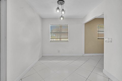 Condo in Delray Beach, Florida, 2 bedrooms  № 2082594 - photo 10