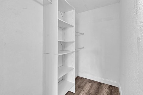 Condo in Delray Beach, Florida, 2 bedrooms  № 2082594 - photo 27