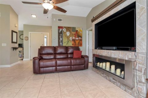 Villa ou maison à vendre à Tampa, Floride: 3 chambres, 135.82 m2 № 1826438 - photo 12
