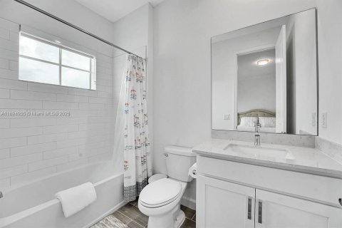 Casa en alquiler en Loxahatchee Groves, Florida, 5 dormitorios, 368.17 m2 № 1947464 - foto 14