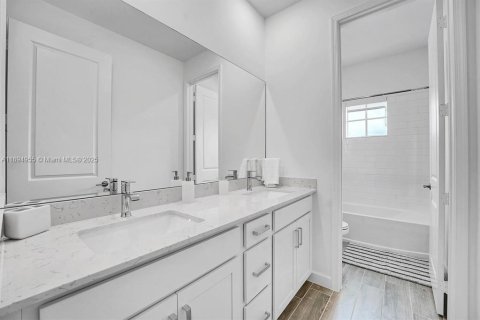 Casa en alquiler en Loxahatchee Groves, Florida, 5 dormitorios, 368.17 m2 № 1947464 - foto 13