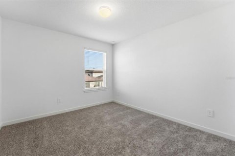 Casa en venta en Thonotosassa, Florida, 4 dormitorios, 221.66 m2 № 2386776 - foto 15