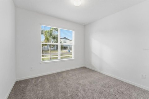 Casa en venta en Thonotosassa, Florida, 4 dormitorios, 221.66 m2 № 2386776 - foto 17