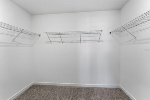 Casa en venta en Thonotosassa, Florida, 4 dormitorios, 221.66 m2 № 2386776 - foto 11