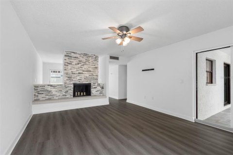 Condo in Indian Rocks Beach, Florida, 2 bedrooms  № 2151045 - photo 18