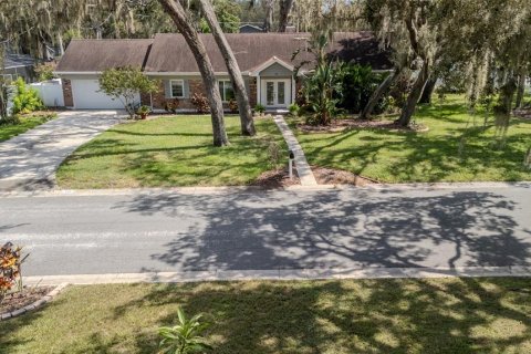 Villa ou maison à vendre à Brandon, Floride: 3 chambres, 155.05 m2 № 1876826 - photo 5