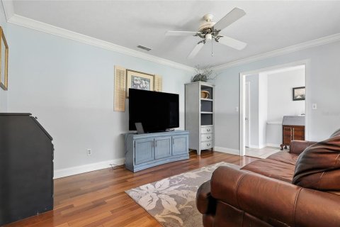 Villa ou maison à vendre à Brandon, Floride: 3 chambres, 155.05 m2 № 1876826 - photo 9
