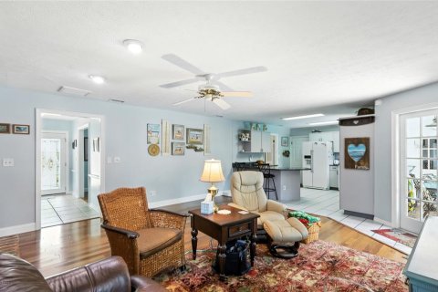 Villa ou maison à vendre à Brandon, Floride: 3 chambres, 155.05 m2 № 1876826 - photo 28