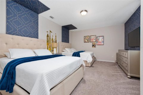 Casa en venta en Kissimmee, Florida, 7 dormitorios, 381.46 m2 № 1624946 - foto 25