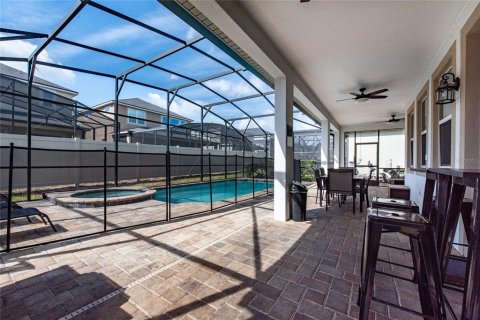 Casa en venta en Kissimmee, Florida, 7 dormitorios, 381.46 m2 № 1624946 - foto 15