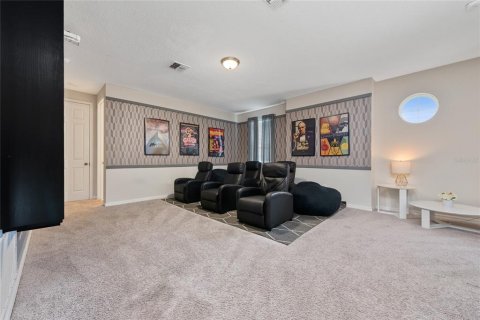 Casa en venta en Kissimmee, Florida, 7 dormitorios, 381.46 m2 № 1624946 - foto 23