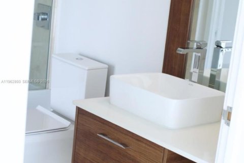 Купить кондоминиум в Майами, Флорида 1 спальня, № 2024140 - фото 28