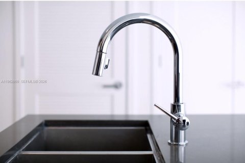 Купить кондоминиум в Майами, Флорида 1 спальня, № 2024140 - фото 25