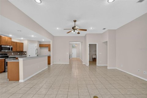 Villa ou maison à vendre à Bradenton, Floride: 4 chambres, 225.66 m2 № 2408728 - photo 18