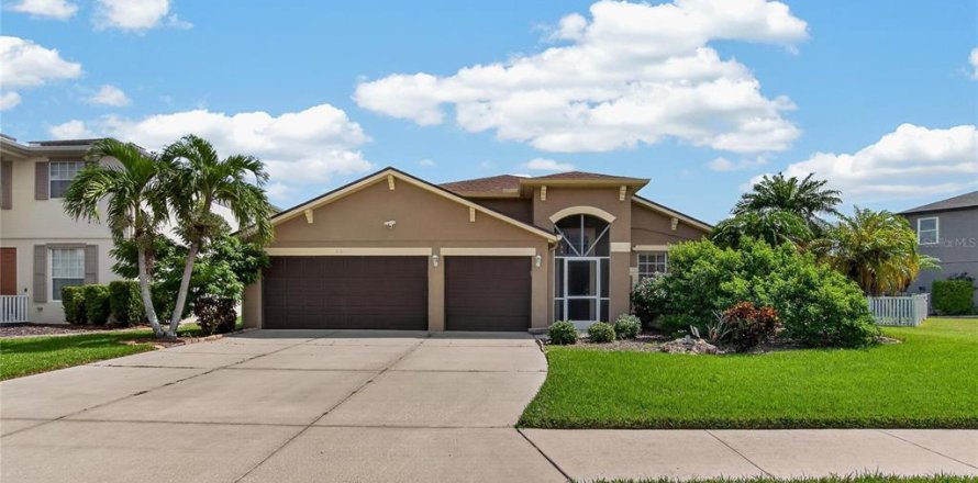 Villa ou maison à Bradenton, Floride 4 chambres, 225.66 m2 № 2408728