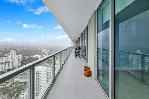 Снять в аренду кондоминиум в Майами, Флорида 2 спальни, 94.11м2, № 1974336 - фото 25