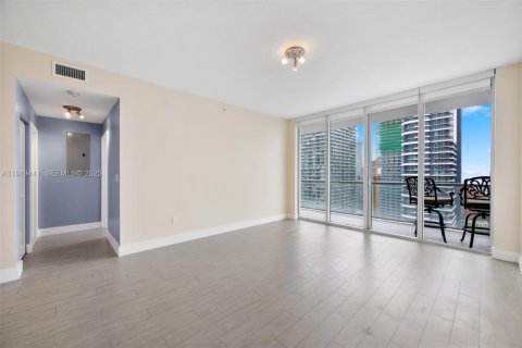 Снять в аренду кондоминиум в Майами, Флорида 2 спальни, 94.11м2, № 1974336 - фото 9