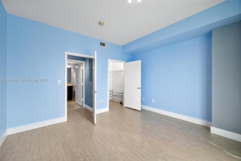 Снять в аренду кондоминиум в Майами, Флорида 2 спальни, 94.11м2, № 1974336 - фото 19