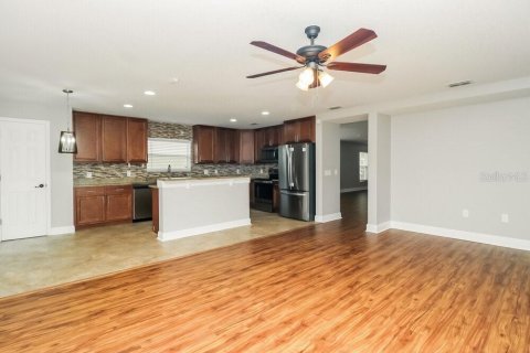 Villa ou maison à louer à Mount Dora, Floride: 3 chambres, 205.31 m2 № 2413508 - photo 3