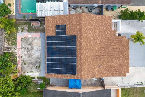 Villa ou maison à vendre à Miami, Floride: 3 chambres, 127.46 m2 № 1994378 - photo 17