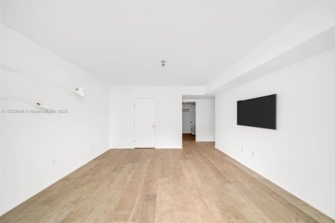 Copropriété à vendre à Miami Beach, Floride: 3 chambres, 160.26 m2 № 1945145 - photo 13