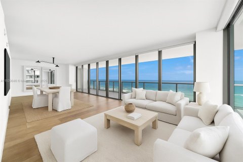 Copropriété à vendre à Miami Beach, Floride: 3 chambres, 160.26 m2 № 1945145 - photo 1