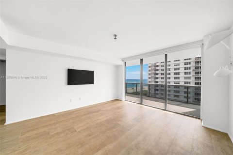 Copropriété à vendre à Miami Beach, Floride: 3 chambres, 160.26 m2 № 1945145 - photo 14