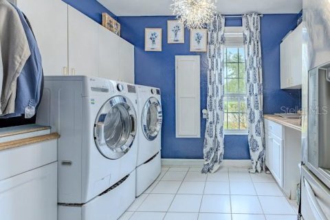 Купить виллу или дом в Гейнсвилл, Флорида 13 комнат, 426.14м2, № 2291754 - фото 26